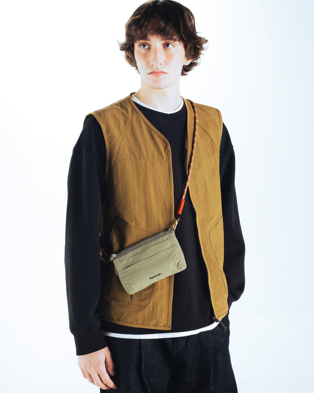 Flat 摺疊小號斜背包