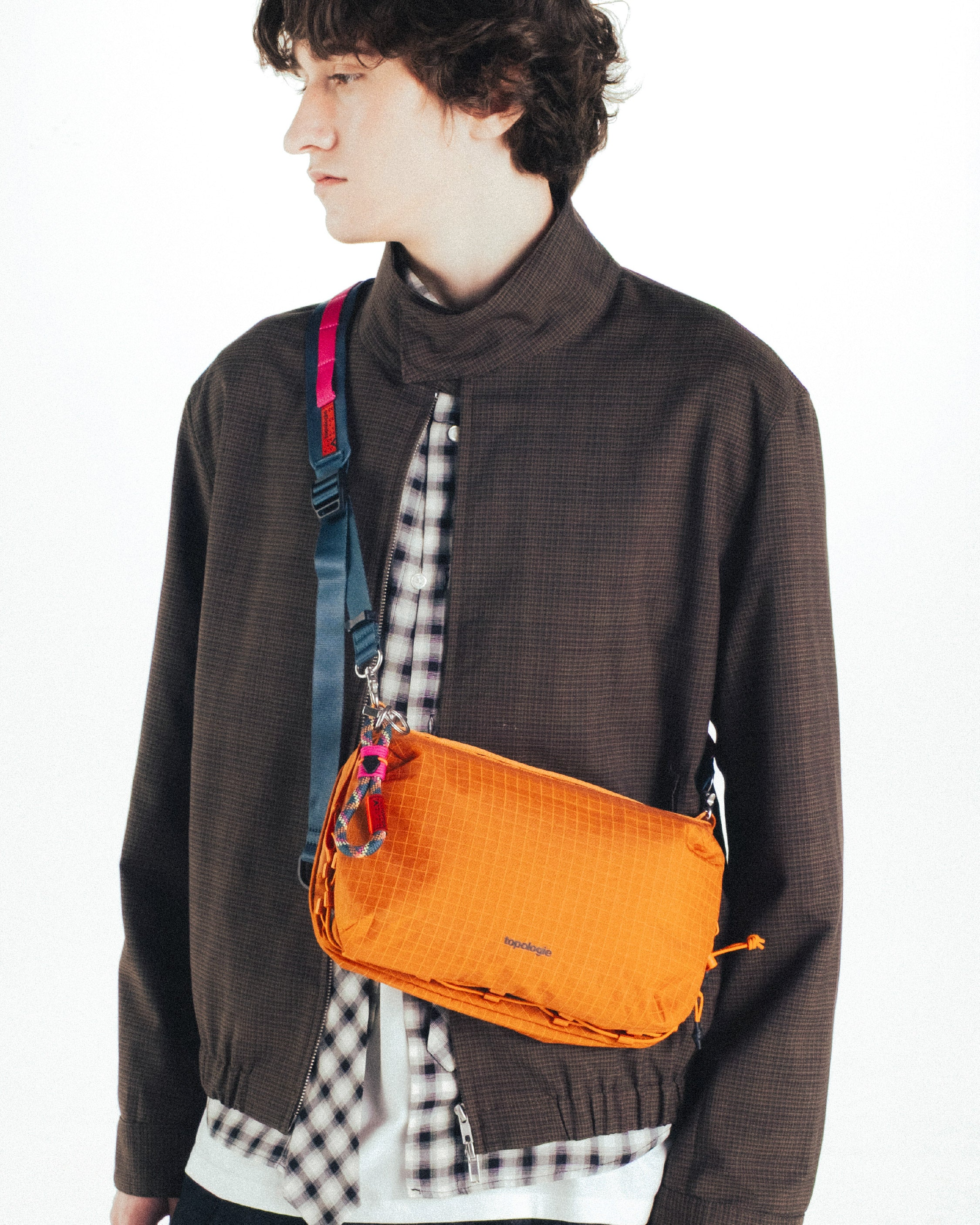 Bottle 大號水瓶斜背包