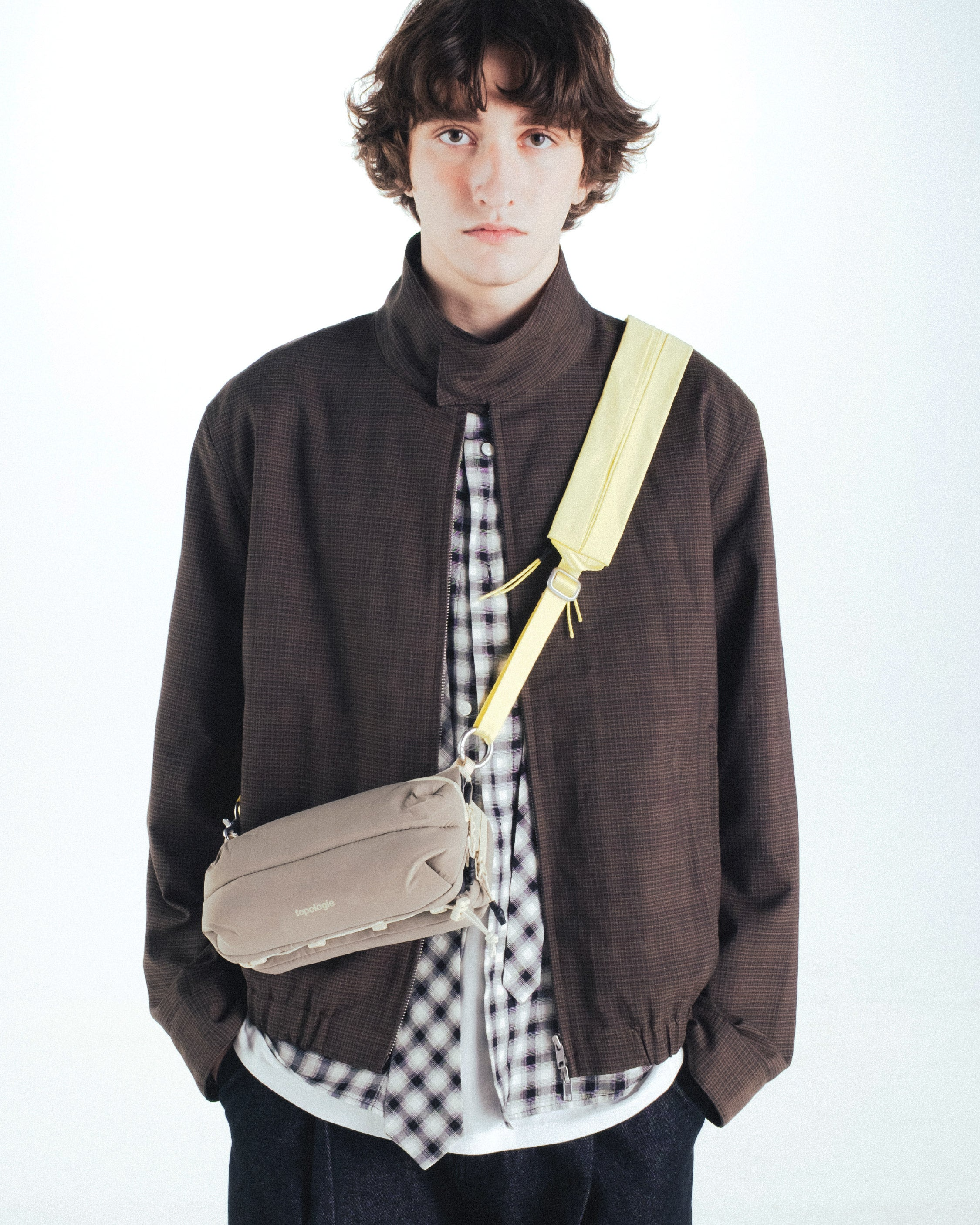 Bottle 中號水瓶斜背包