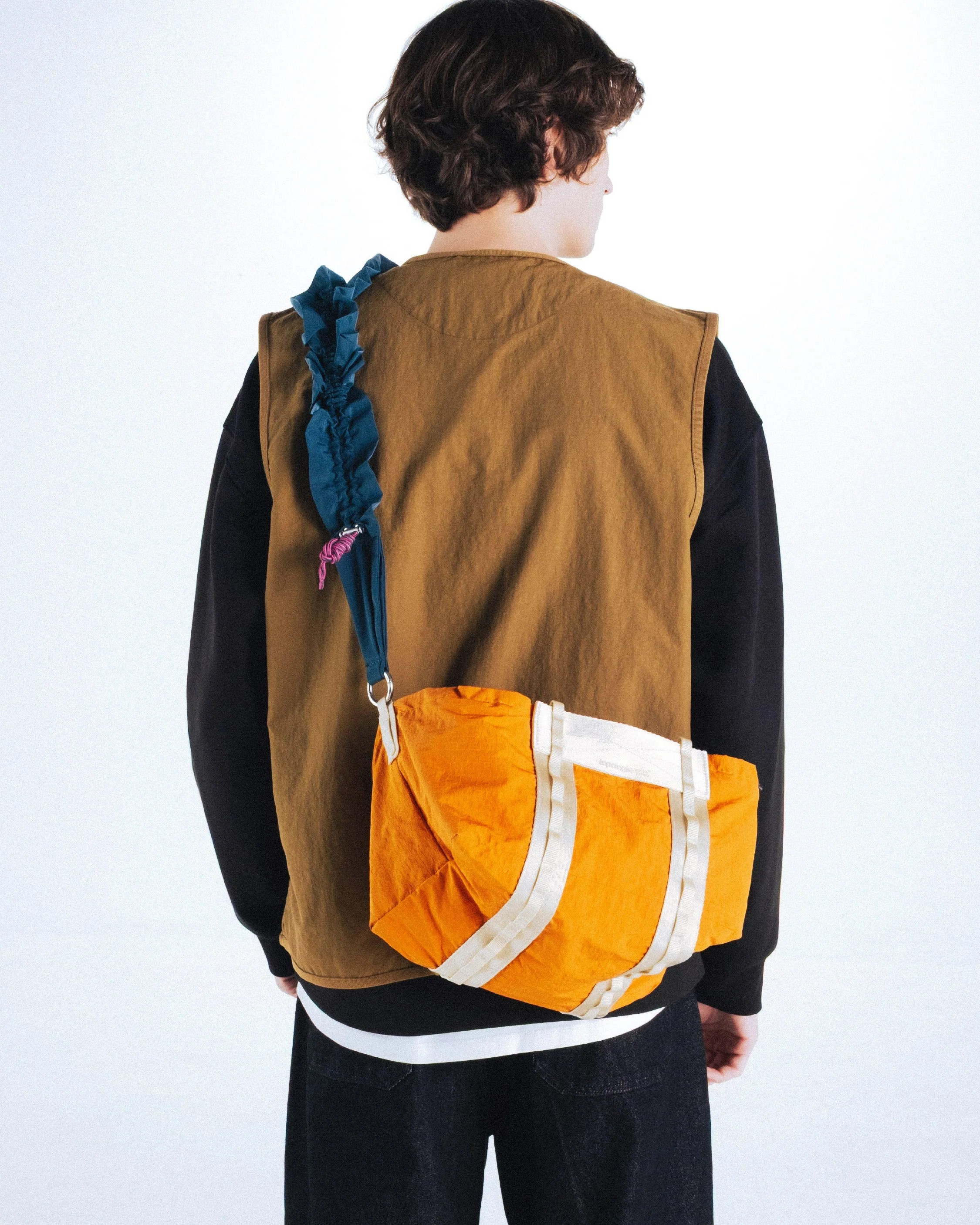 Summit 多功能小號旅行包